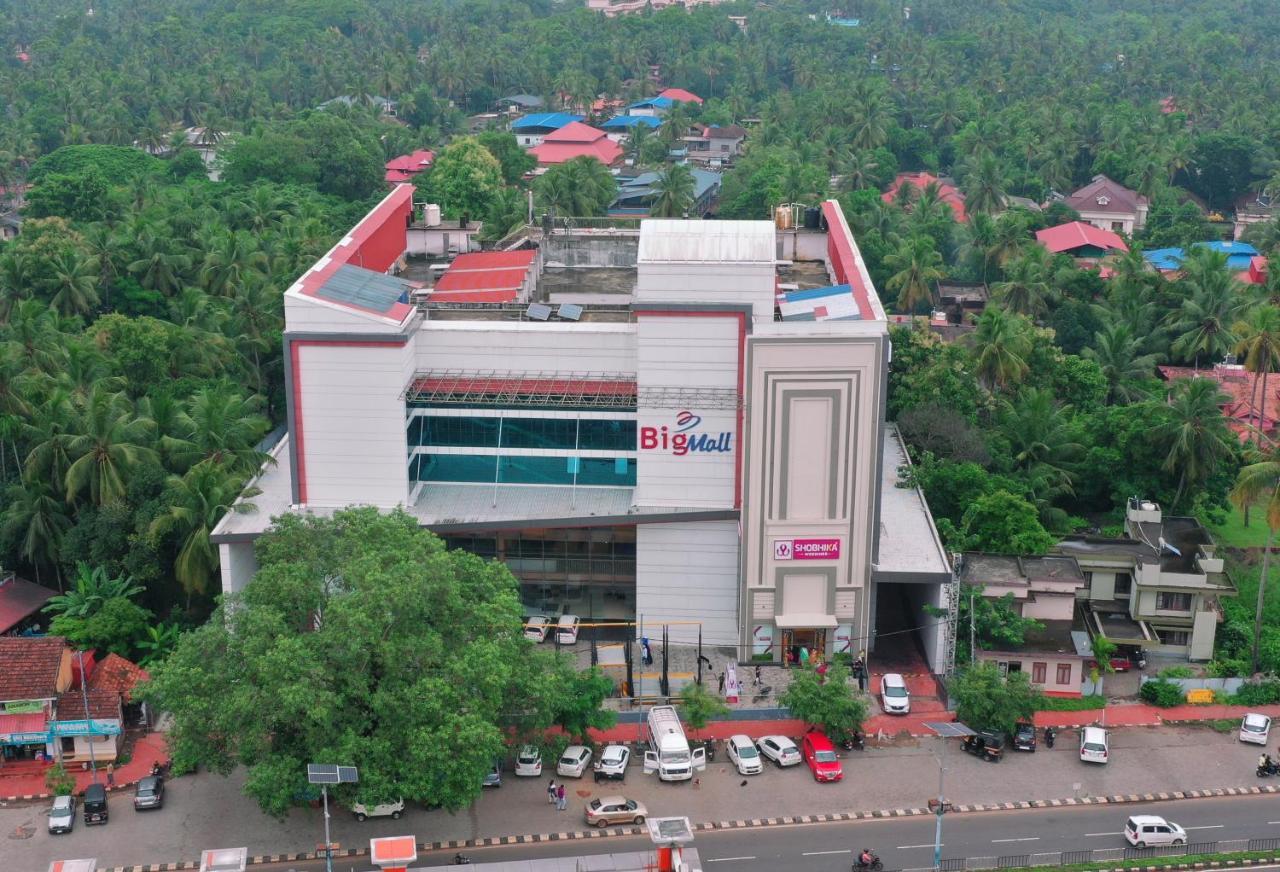 Bigmall Residency Hotel Kannangad Exterior photo