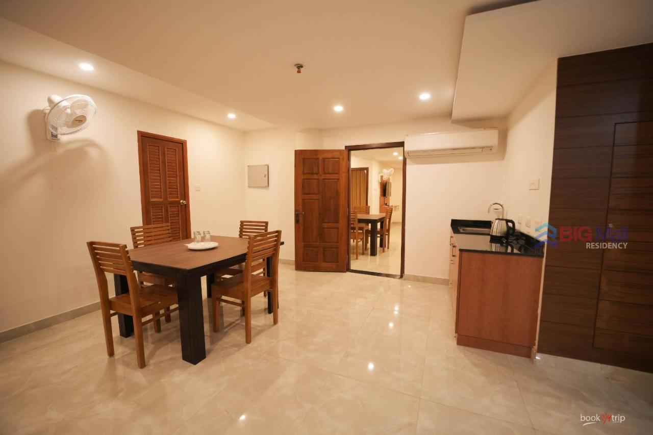 Bigmall Residency Hotel Kannangad Exterior photo