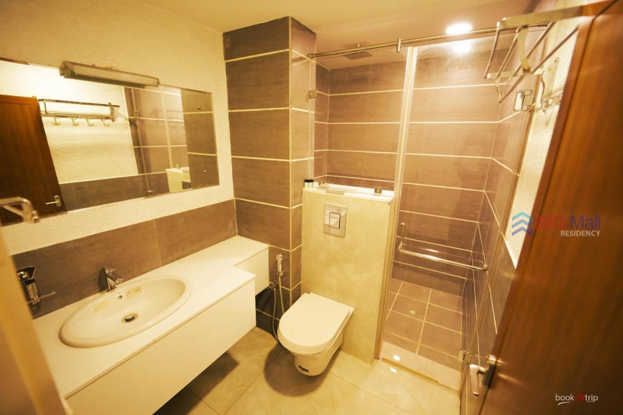Bigmall Residency Hotel Kannangad Exterior photo