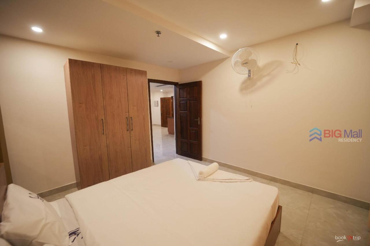 Bigmall Residency Hotel Kannangad Exterior photo
